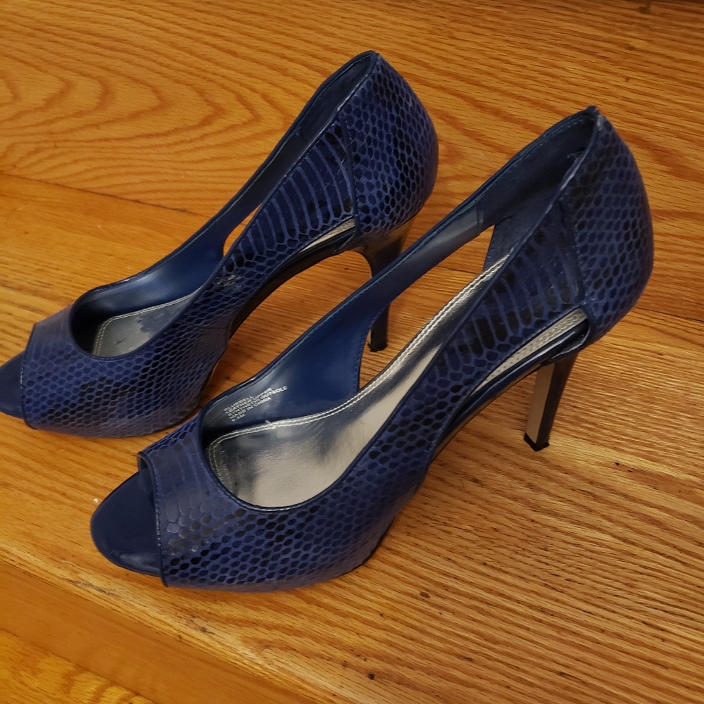 White House Black Market Heels